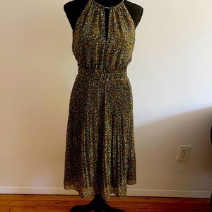 Michael Kors. Size 0. Floral pleats